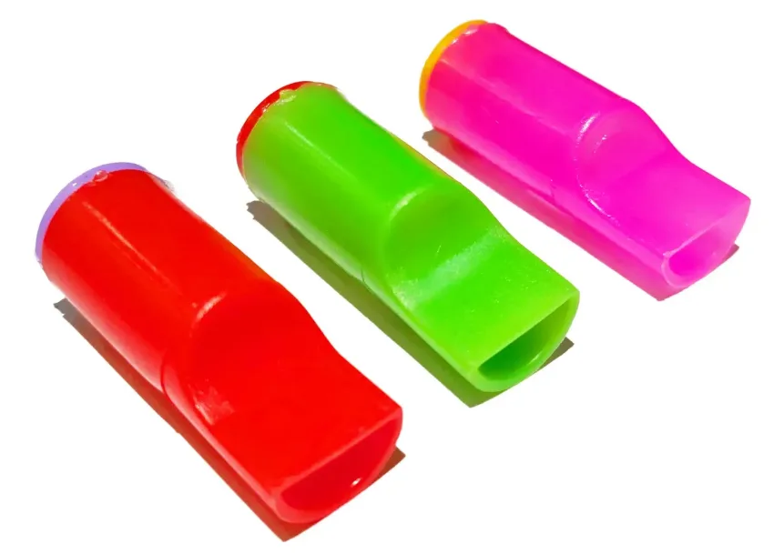 Silbato Plastico Chico Colores Surtidos X25 - Imagen 3